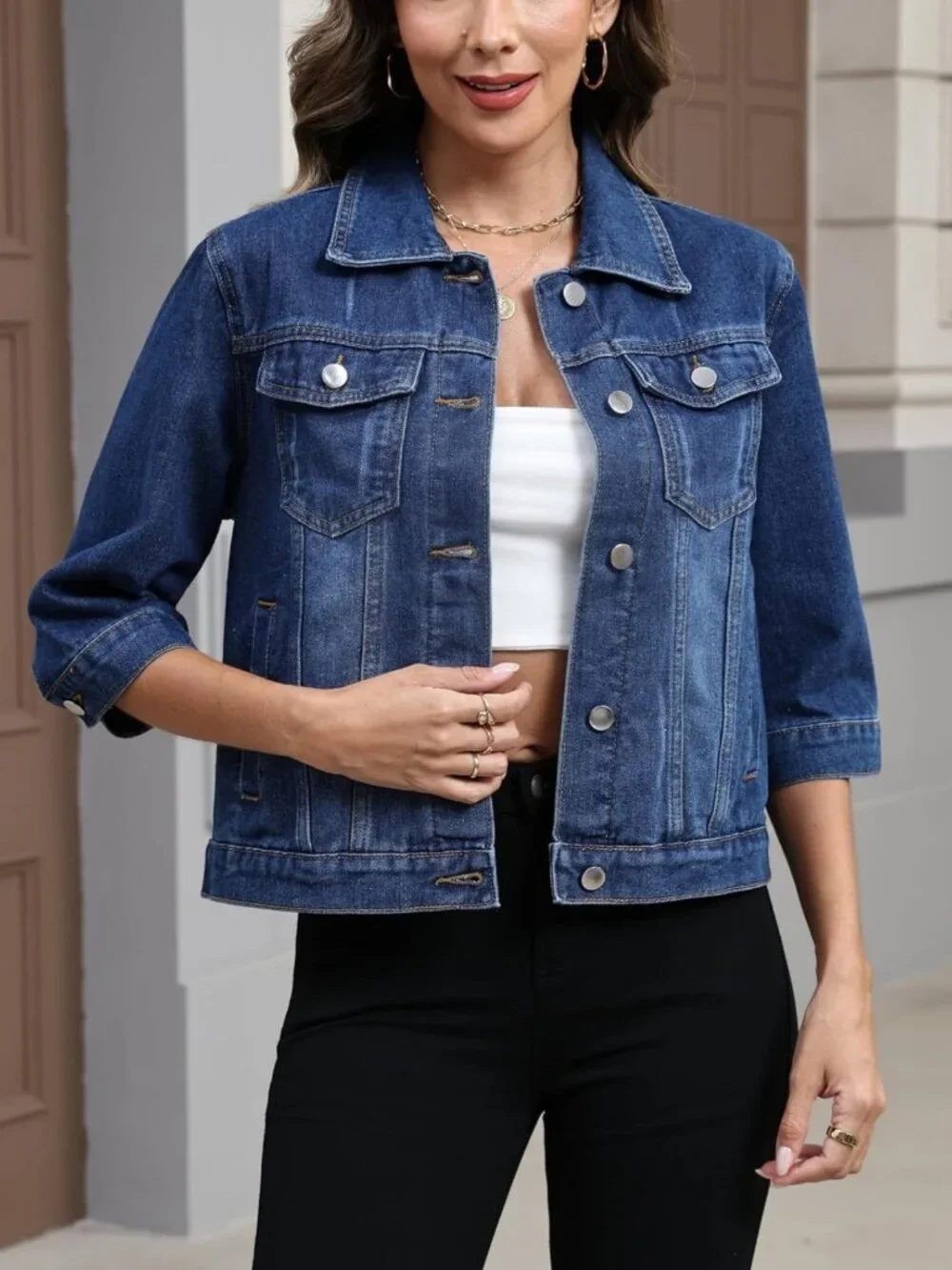 Stylish Women's Light Wash Cropped Denim Jacket with 3/4 Sleeves - Trendy